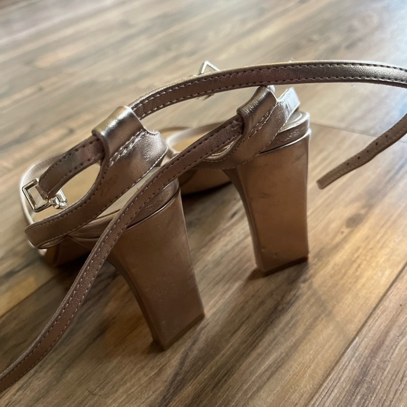 Size 10 rose gold - Picture 3 of 4